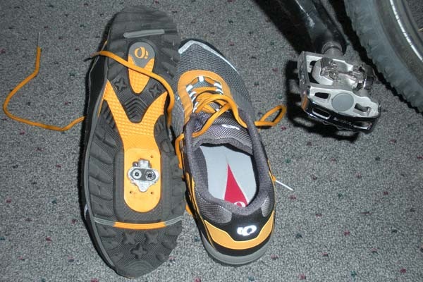 pedals for cleats and normal shoes